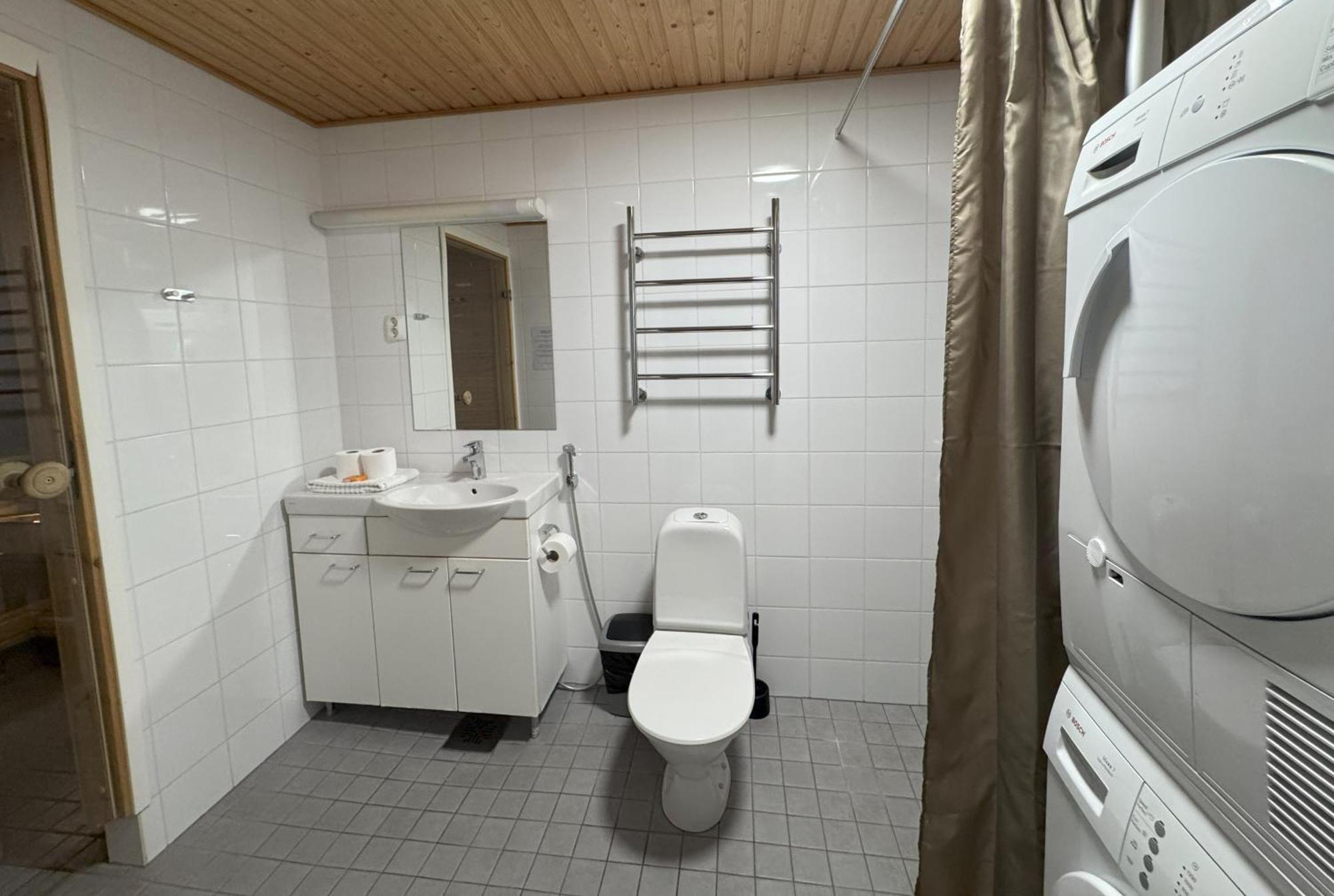 Gella Canalside Apartments With Sauna And Balcony In Address Saukonpaadenranta 4 Helsinki Exterior photo